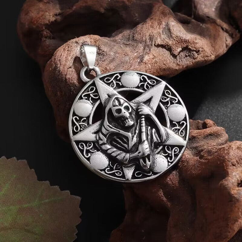 Wholesale Personalized Death Round Plate Stainless Steel Necklace Star
